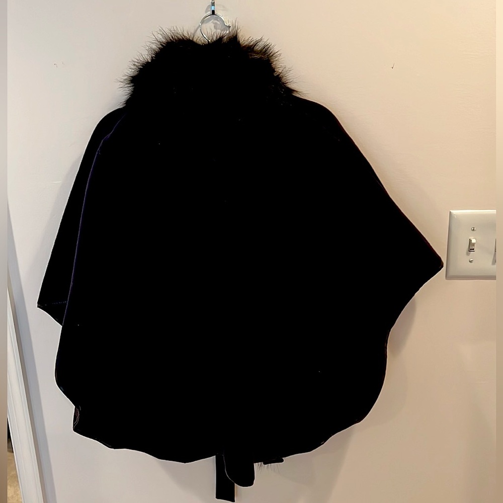Brand new beautiful black cape with faux fur and belt